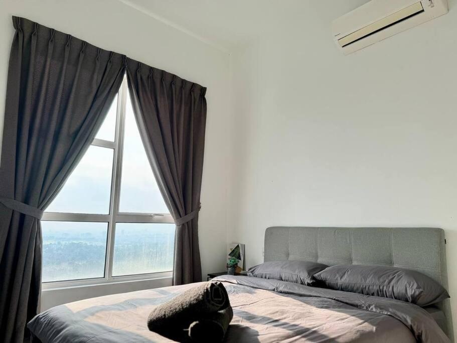 Pinnacle Tower 27 High Floor Near Ksl Tv Box Jb *